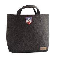 Shopper Mountain Skis